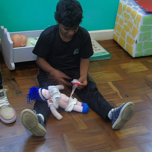 Adolescentes_do_fas_visitam_memorial_dra_zilda_arns_4_20160316_1430503366 251 800 600 80 rd 255 255 255